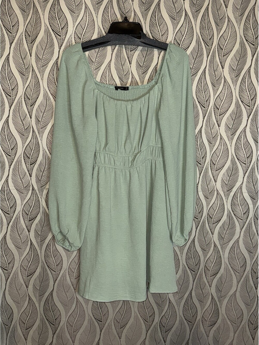 🎅🏻Women’s Dress Hesperus Green Size Medium New With Out Tag 🔥💜 Make Offer